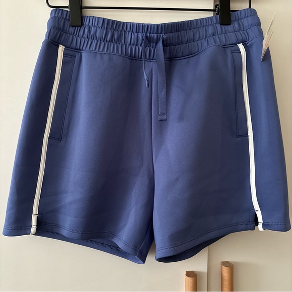 NWT Zella Athletic Shorts - Picture 1 of 6
